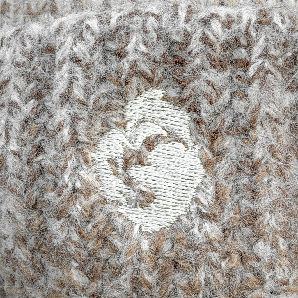 Beige - focus