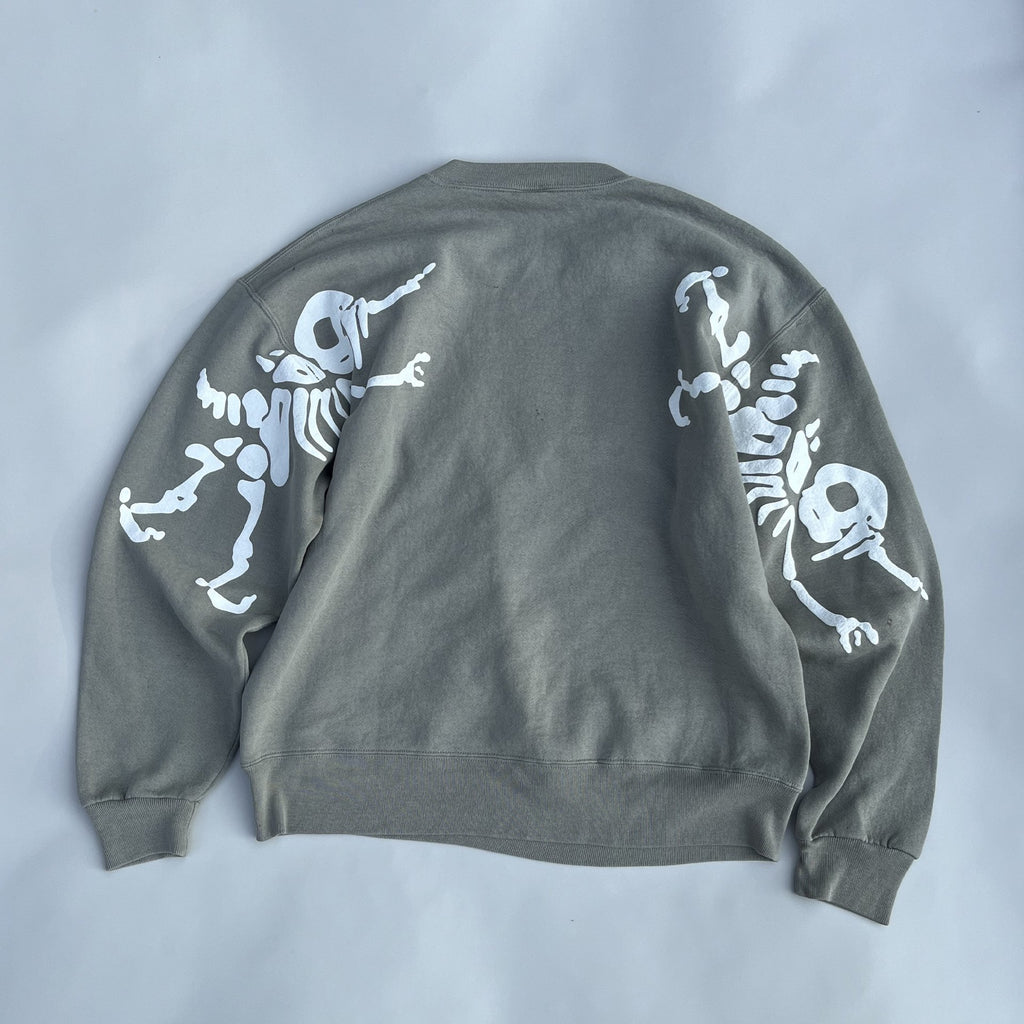 Crewneck 08 Flipus Rubbitus